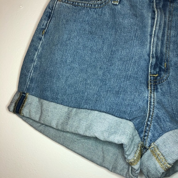 BDG Urban Outfitters Cuffed Mom High Rise Shorts - Picture 5 of 16